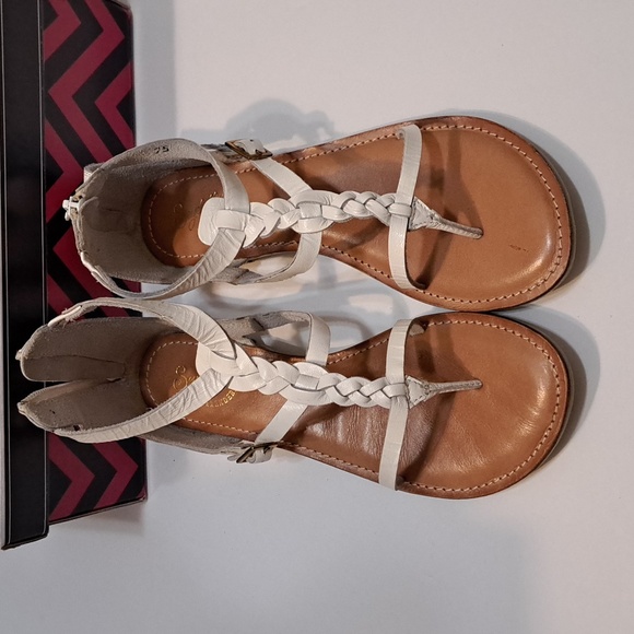 NEW Seyshells Womens Thong Sandals White Sz 7.5 Very cute when on feet. - Picture 2 of 7